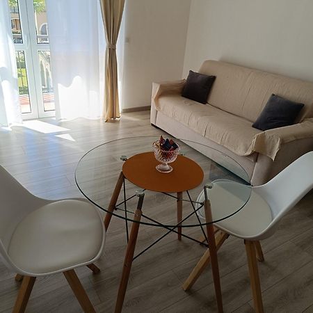 Fior&Iris Apartments Стреза Екстериор снимка