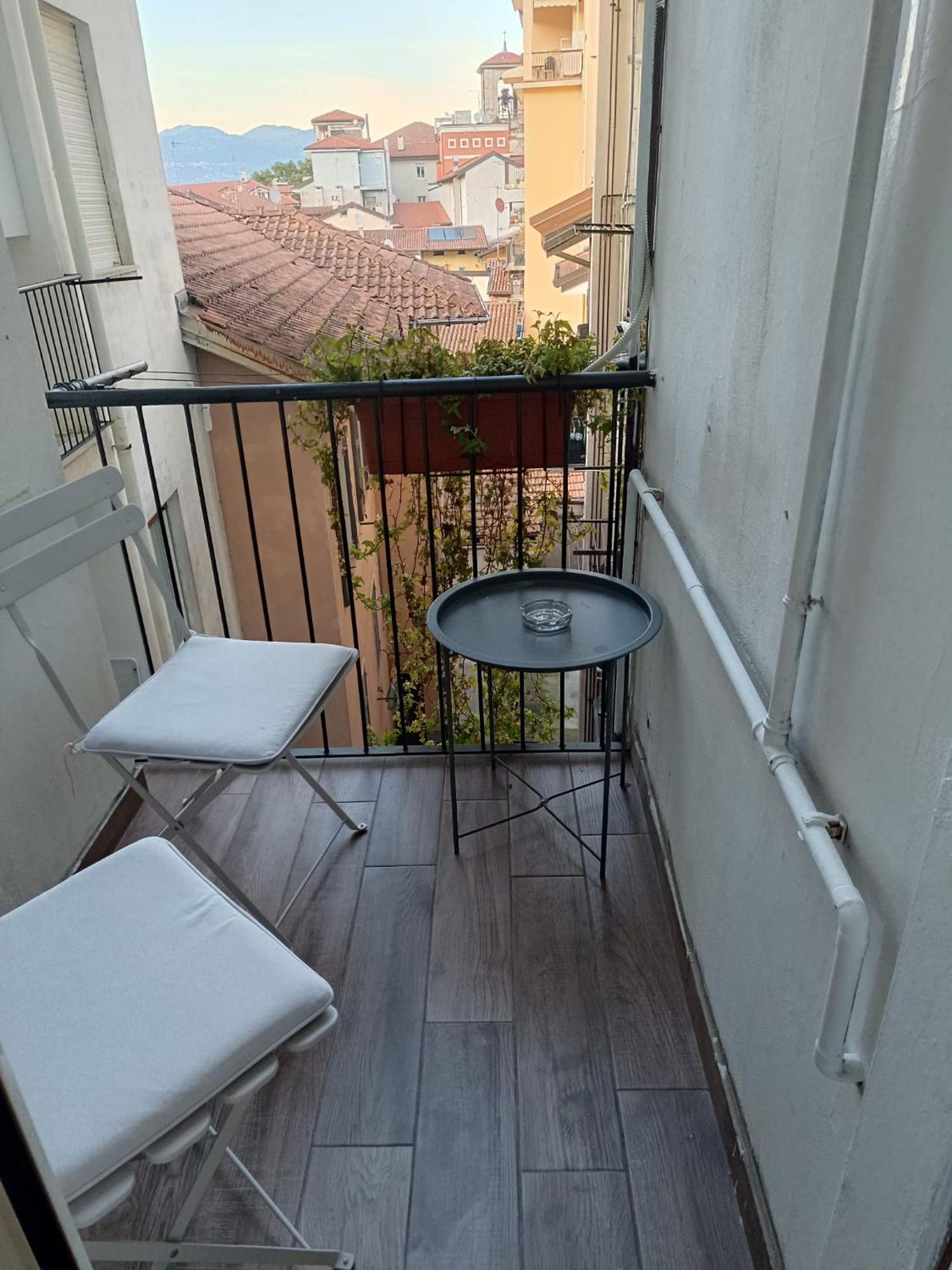 Fior&Iris Apartments Стреза Екстериор снимка