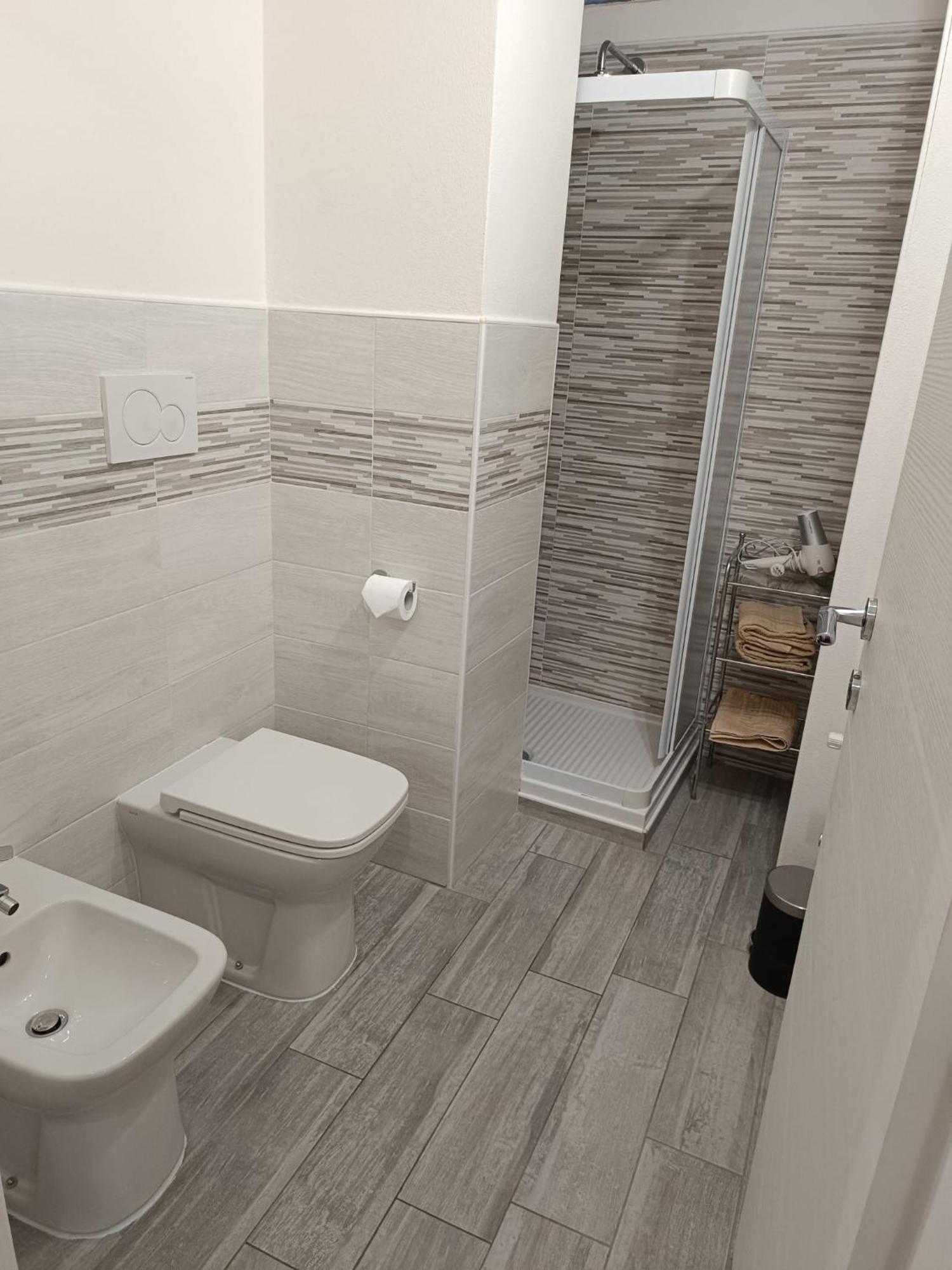Fior&Iris Apartments Стреза Екстериор снимка